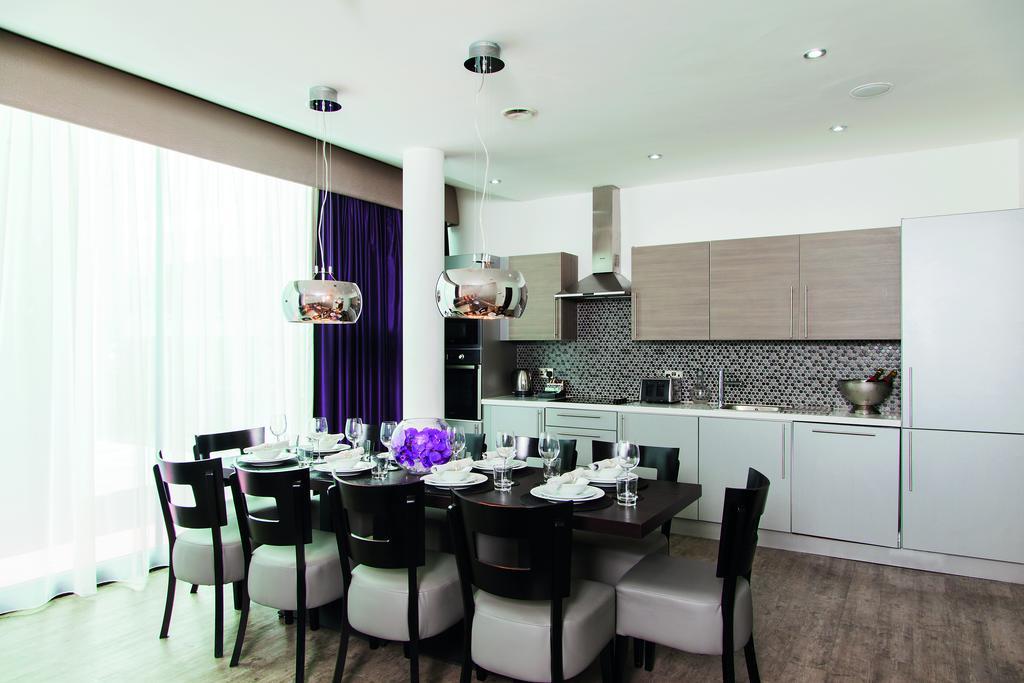Epic Apartments Seel Street Liverpool Room photo